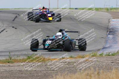 media/Apr-30-2023-CalClub SCCA (Sun) [[28405fd247]]/Group 4/Outside Grapevine/